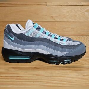 Nike Air Max 95 White Hyper Turquoise Iron Grey Mens Shoe FV4710-100